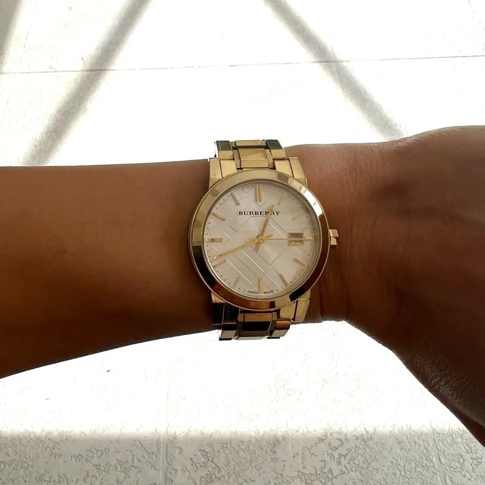 Burberry watch - Picture 3 of 7